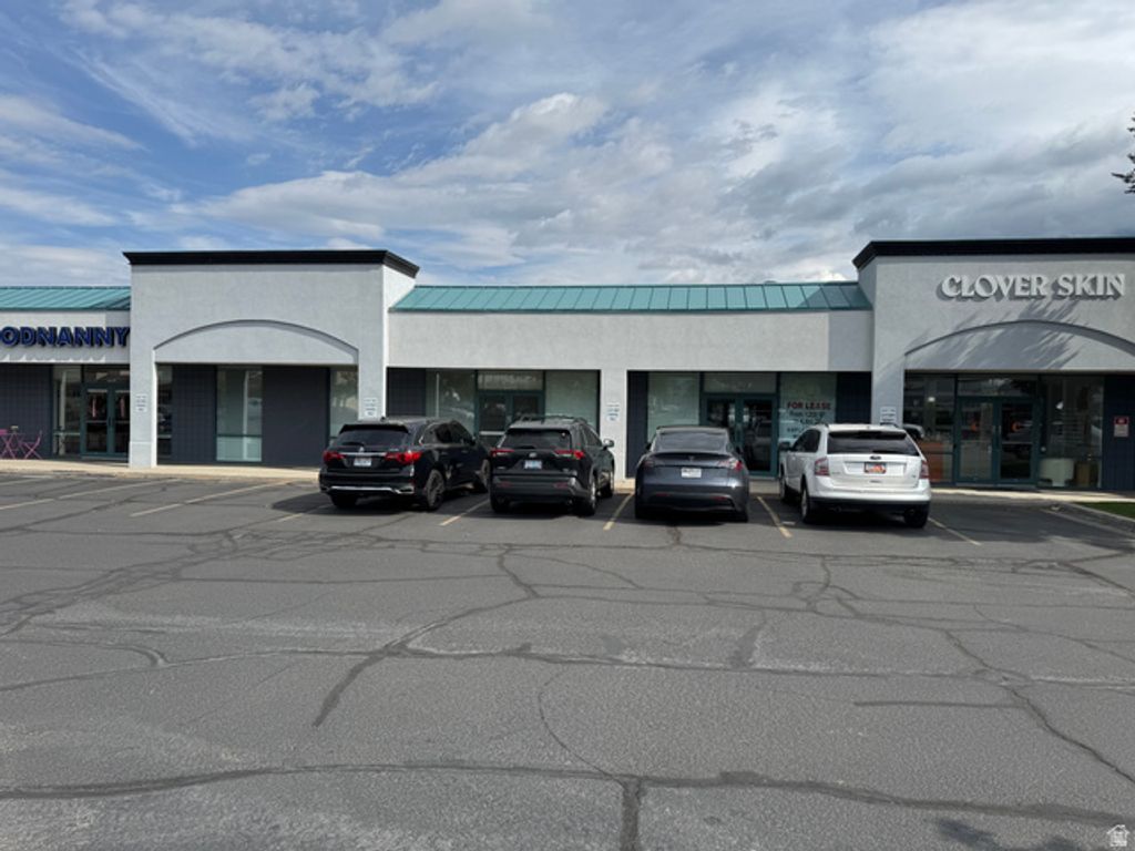 135 S STATE ST #18, Lindon, UT 84042 — exterior