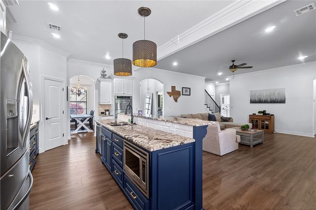 4300 W Candlewood Place, Rogers, AR 72758