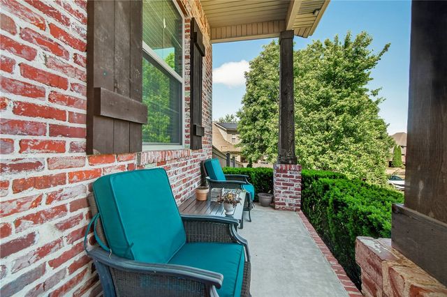 4300 W Candlewood Place, Rogers, AR 72758
