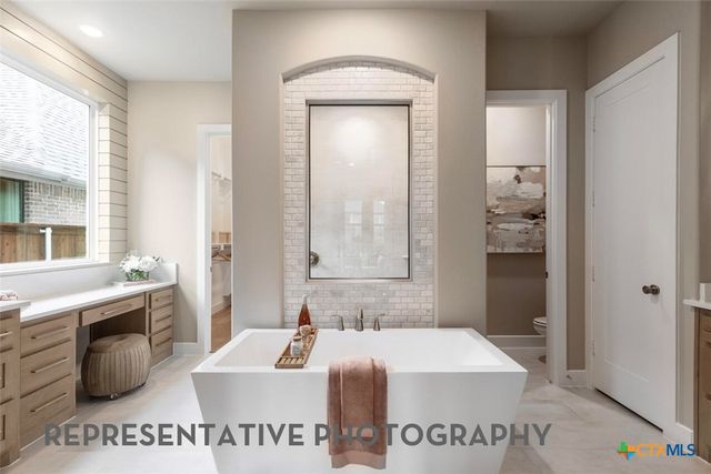 177 Farmer Brook Lane, Kyle, TX 78640