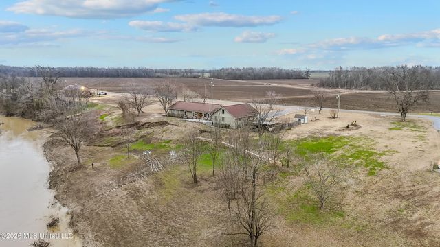 3777 Sunflower School Road, Clarksdale, MS 38614