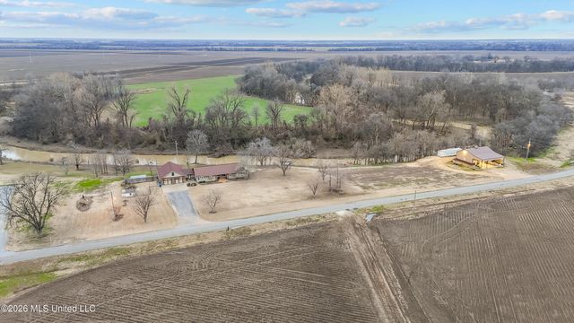 3777 Sunflower School Road, Clarksdale, MS 38614