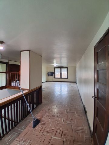 2916 20th Avenue, Rock Island, IL 61201