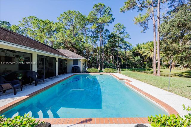 15629 N 95th Ln N, Unincorporated Palm Beach County, FL 33412