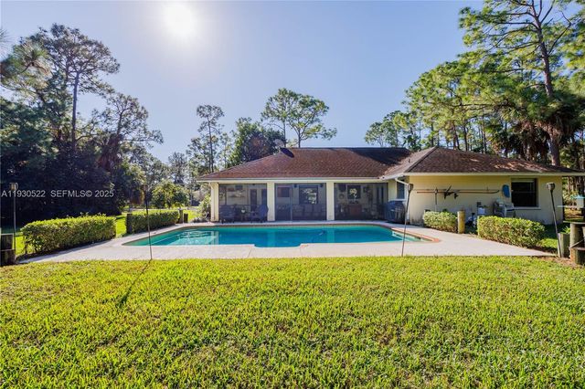 15629 N 95th Ln N, Unincorporated Palm Beach County, FL 33412