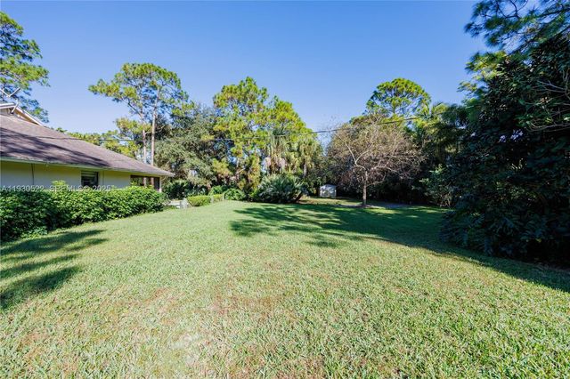 15629 N 95th Ln N, Unincorporated Palm Beach County, FL 33412