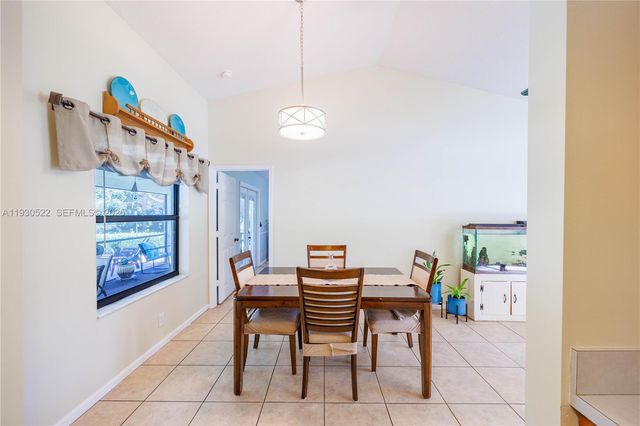 15629 N 95th Ln N, Unincorporated Palm Beach County, FL 33412