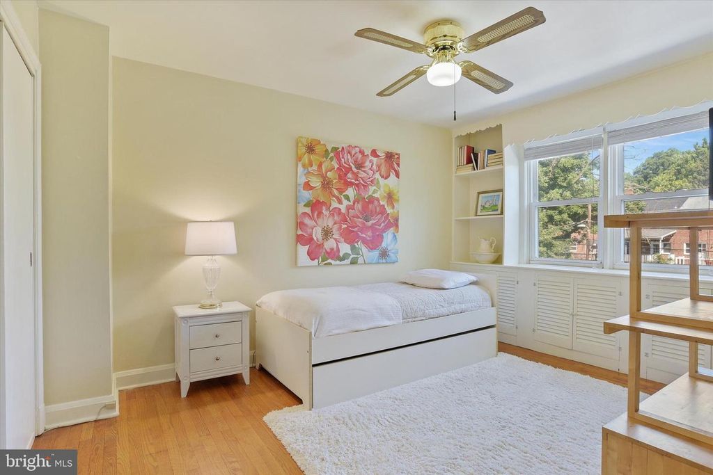 Image 15 of property listing at FREDERICK AVE, Catonsville, MD 21228