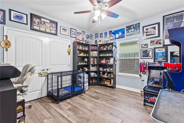 6822 Mets Ct, Corpus Christi, TX 78414