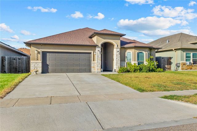 6822 Mets Ct, Corpus Christi, TX 78414