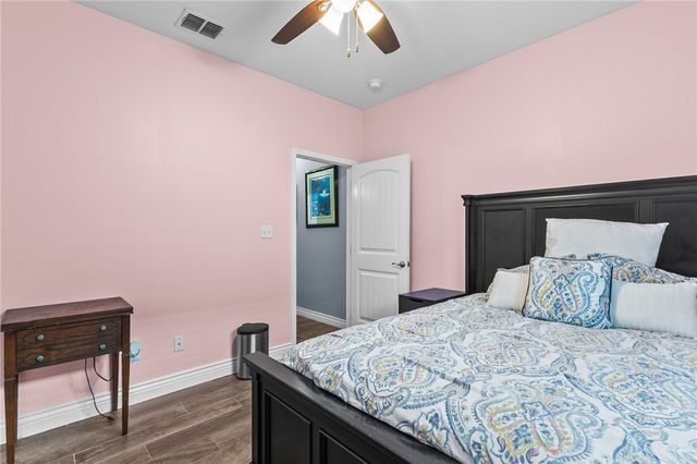 6822 Mets Ct, Corpus Christi, TX 78414