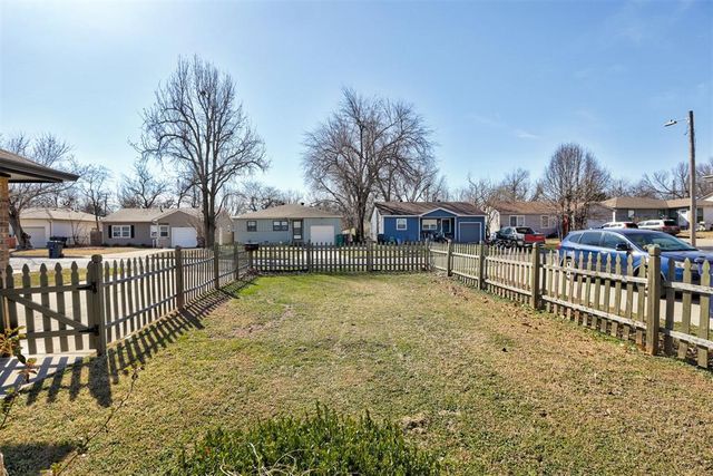 1423 NW 98th Street, Oklahoma City, OK 73114