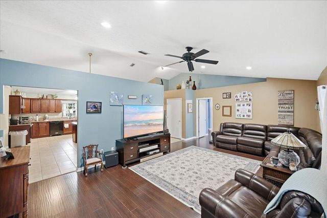 6927 Nw Hershy Circle, Port St. Lucie, Port St Lucie, FL 34953