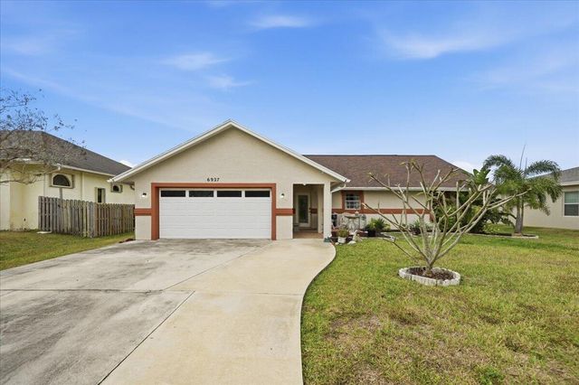 6927 Nw Hershy Circle, Port St. Lucie, Port St Lucie, FL 34953