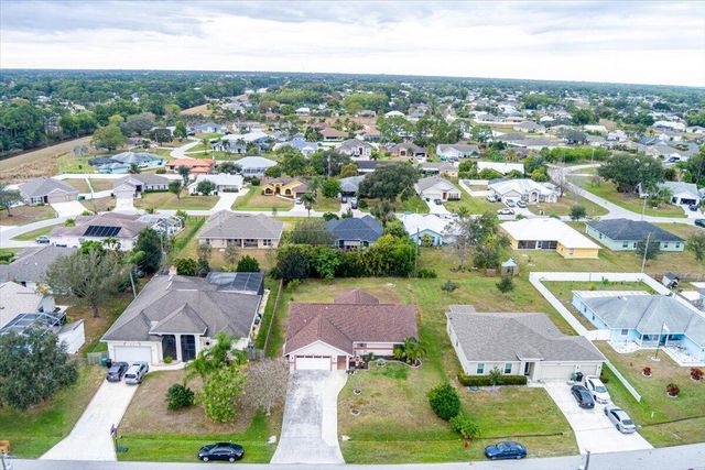 6927 Nw Hershy Circle, Port St. Lucie, Port St Lucie, FL 34953