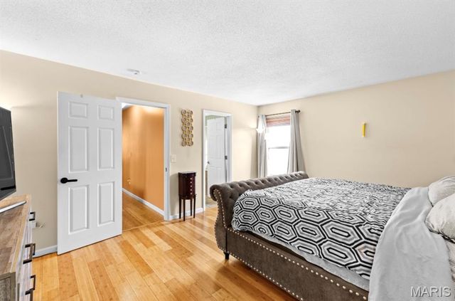 2843 Chapel View Drive, Florissant, MO 63031