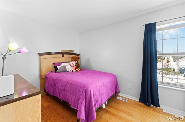 2843 Chapel View Drive, Florissant, MO 63031