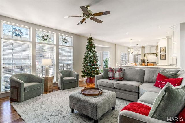 1056 Dougherty Lake Estates Drive, St Louis, MO 63122