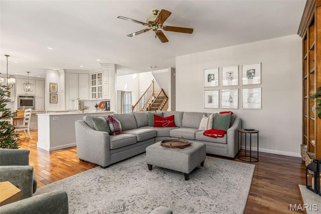 1056 Dougherty Lake Estates Drive, St Louis, MO 63122