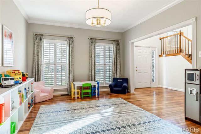 1056 Dougherty Lake Estates Drive, St Louis, MO 63122