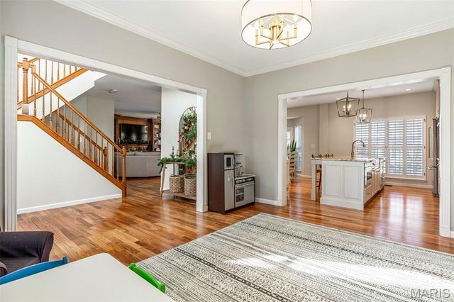 1056 Dougherty Lake Estates Drive, St Louis, MO 63122