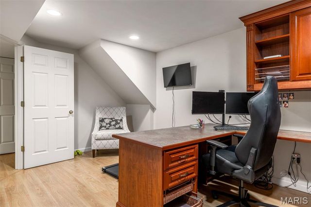 1056 Dougherty Lake Estates Drive, St Louis, MO 63122