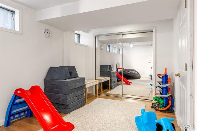 1056 Dougherty Lake Estates Drive, St Louis, MO 63122