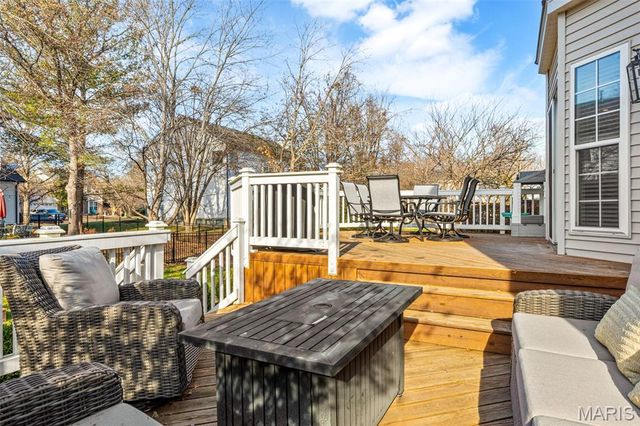 1056 Dougherty Lake Estates Drive, St Louis, MO 63122