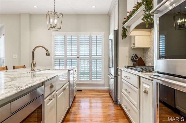 1056 Dougherty Lake Estates Drive, St Louis, MO 63122