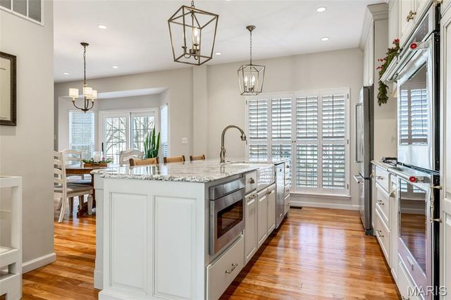 1056 Dougherty Lake Estates Drive, St Louis, MO 63122