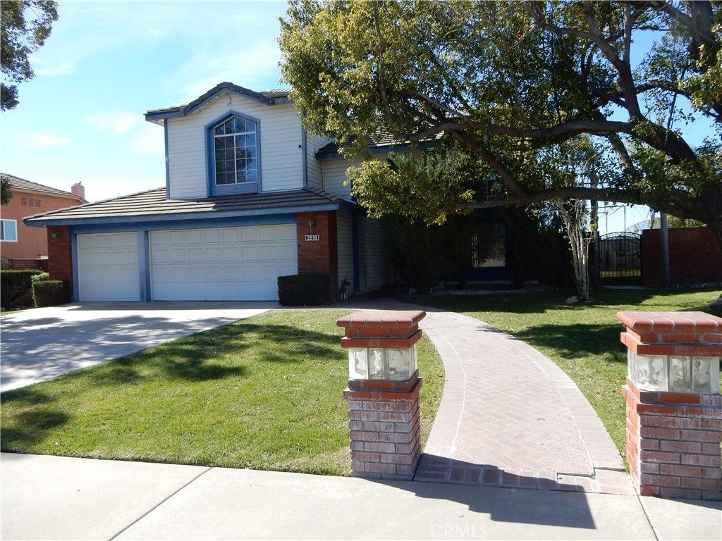 Image 1 of property listing at 2819 W Calle Celeste, Rialto, CA 92377