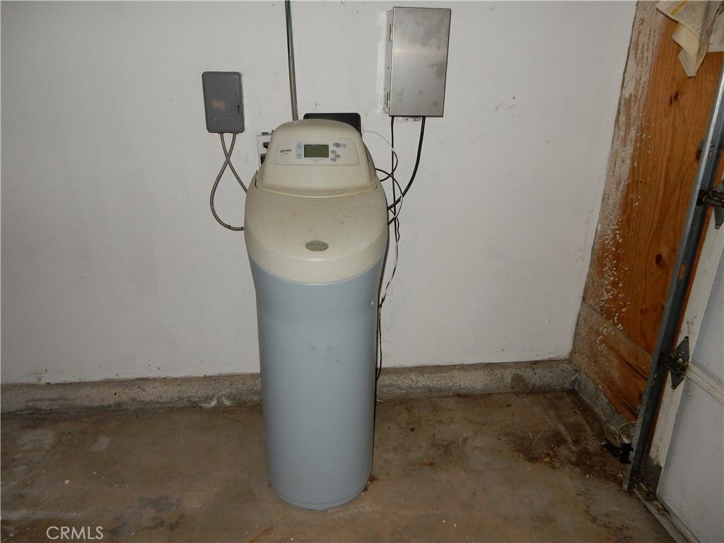 Image 23 of property listing at 2819 W Calle Celeste, Rialto, CA 92377