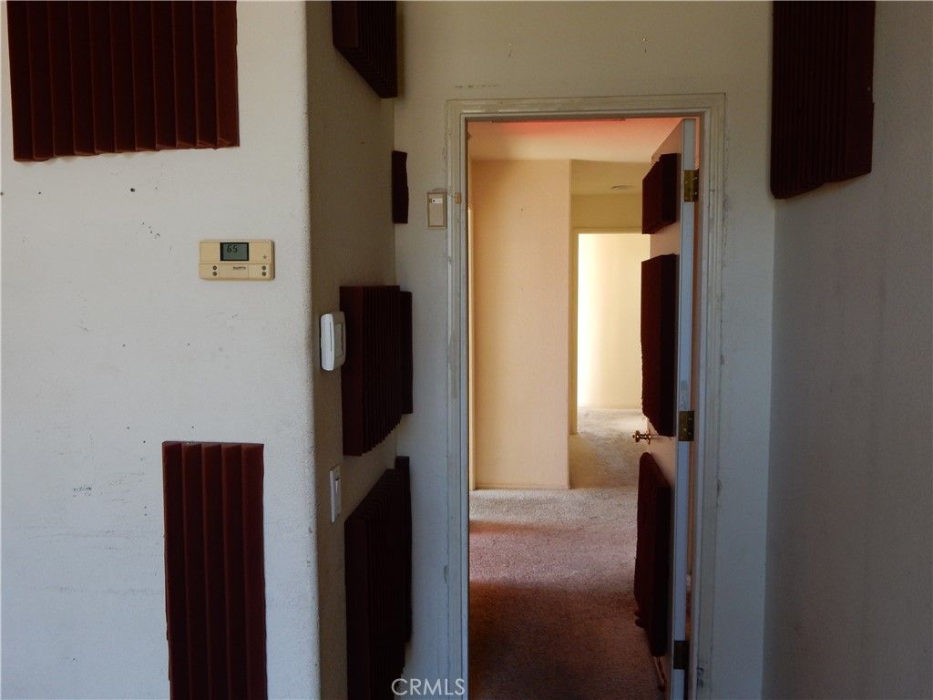 Image 31 of property listing at 2819 W Calle Celeste, Rialto, CA 92377