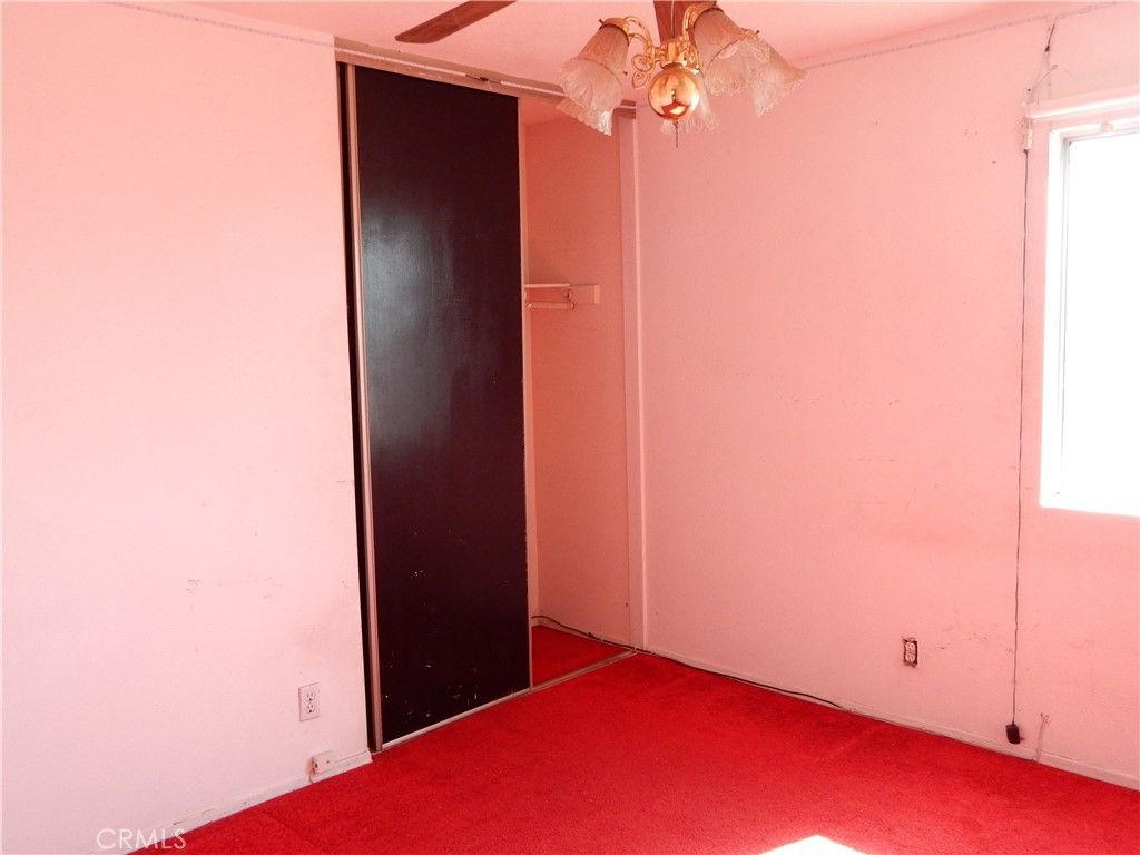 Image 33 of property listing at 2819 W Calle Celeste, Rialto, CA 92377