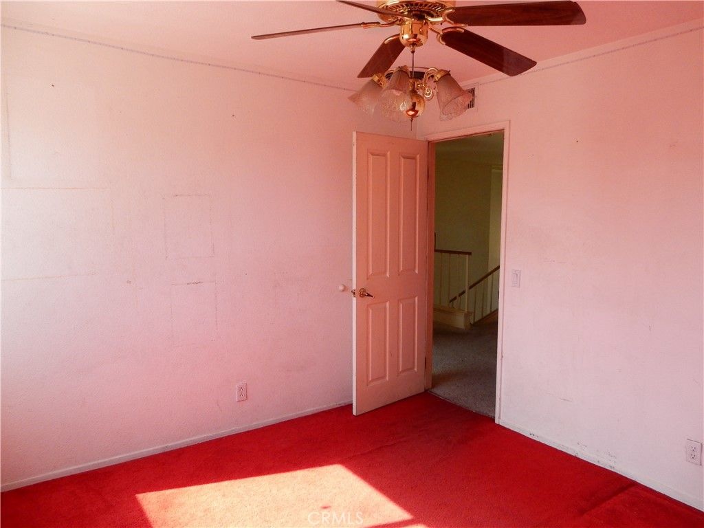 Image 35 of property listing at 2819 W Calle Celeste, Rialto, CA 92377