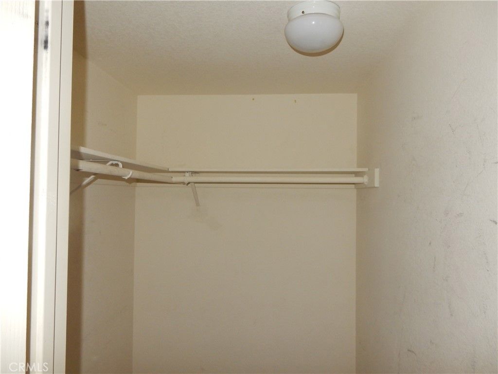 Image 3 of property listing at 2819 W Calle Celeste, Rialto, CA 92377