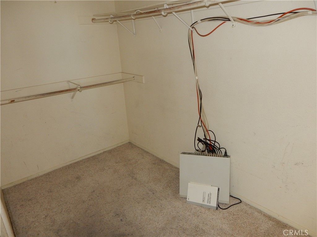 Image 43 of property listing at 2819 W Calle Celeste, Rialto, CA 92377