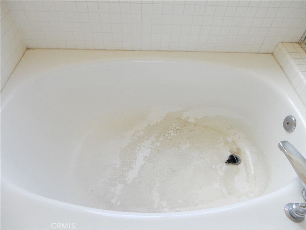 Image 46 of property listing at 2819 W Calle Celeste, Rialto, CA 92377