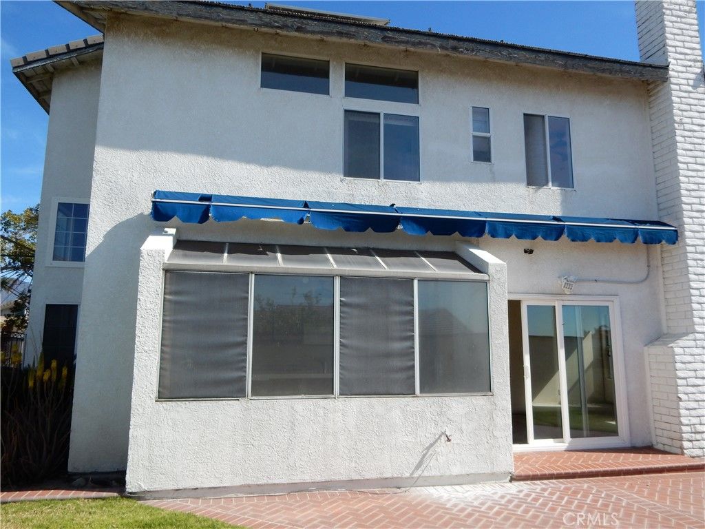 Image 51 of property listing at 2819 W Calle Celeste, Rialto, CA 92377