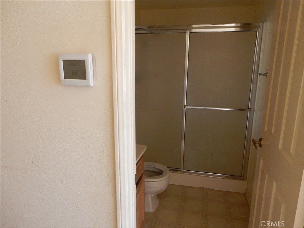 Image 7 of property listing at 2819 W Calle Celeste, Rialto, CA 92377
