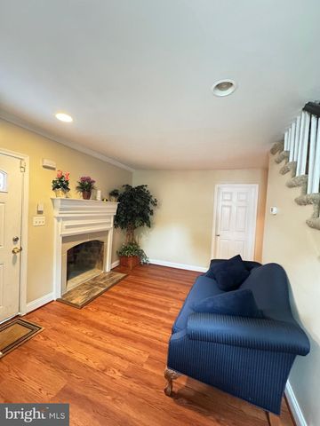 707 MENTOR AVE, Capitol Heights, MD 20743