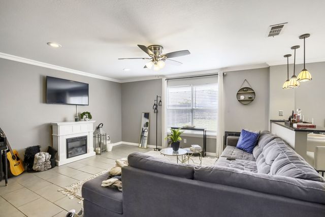 2006 Stagecoach Trail, Heartland, TX 75126