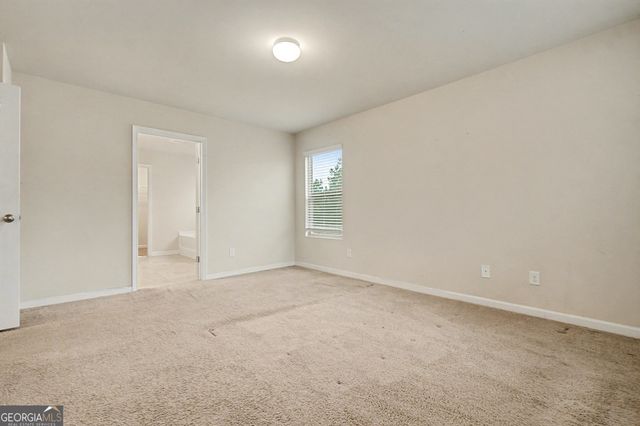 418 Lake Ridge Lane, Fairburn, GA 30213