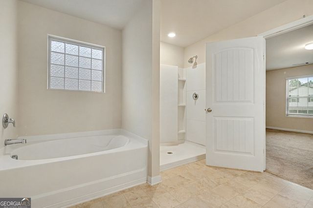 418 Lake Ridge Lane, Fairburn, GA 30213