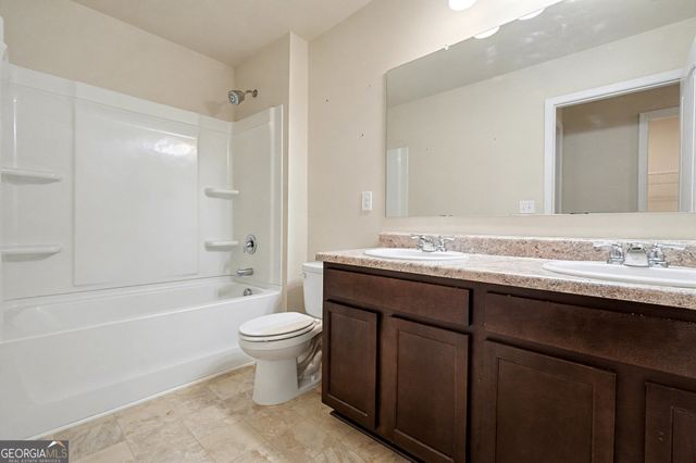 418 Lake Ridge Lane, Fairburn, GA 30213