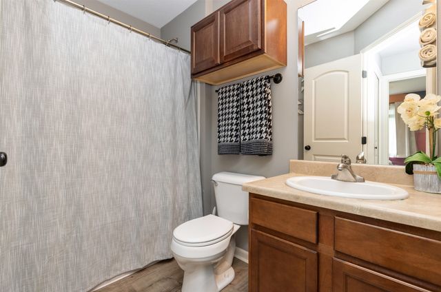 2912 SE Diamond Drive, Grimes, IA 50111