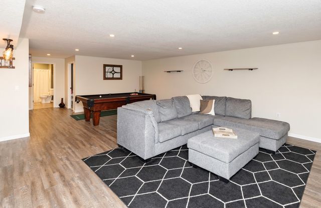 2912 SE Diamond Drive, Grimes, IA 50111