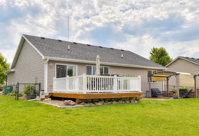 2912 SE Diamond Drive, Grimes, IA 50111