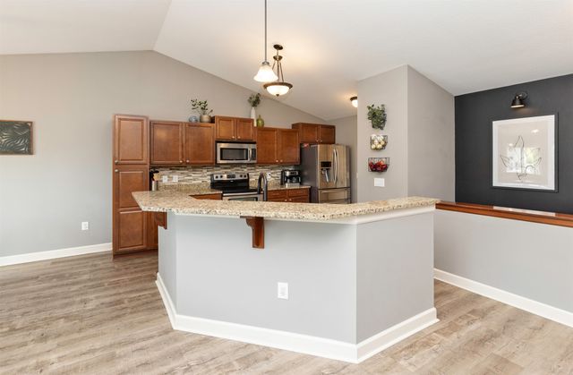 2912 SE Diamond Drive, Grimes, IA 50111