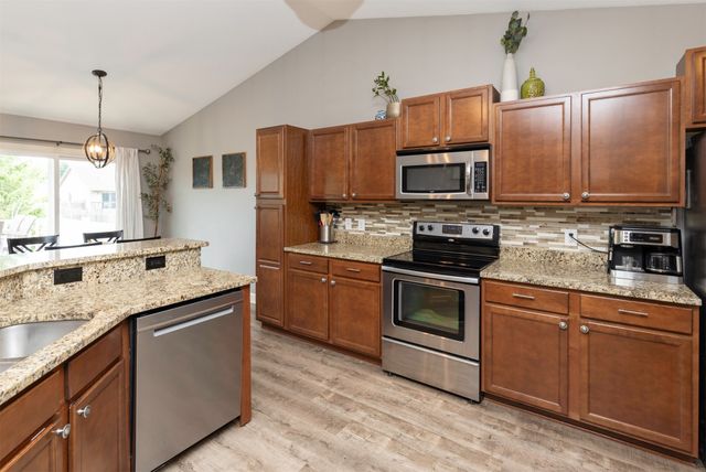 2912 SE Diamond Drive, Grimes, IA 50111